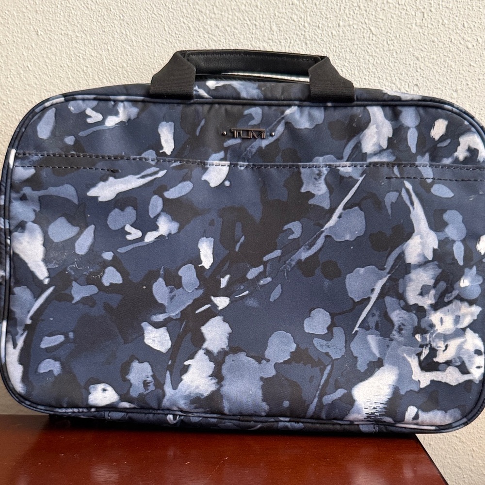 Tumi Black and Blue Patterned Toiletry Bag